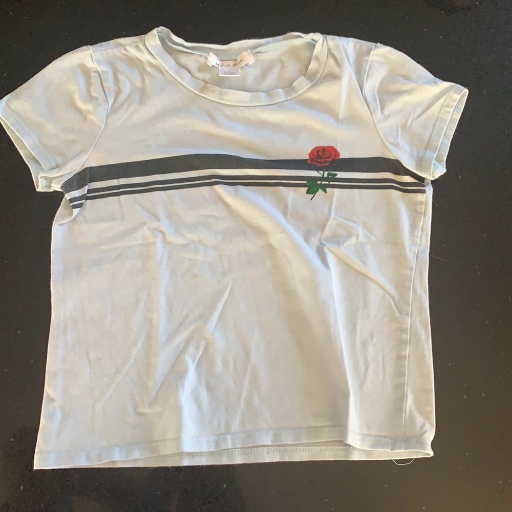 Tillys White Fawn Baby Blue Crop T- Shirt